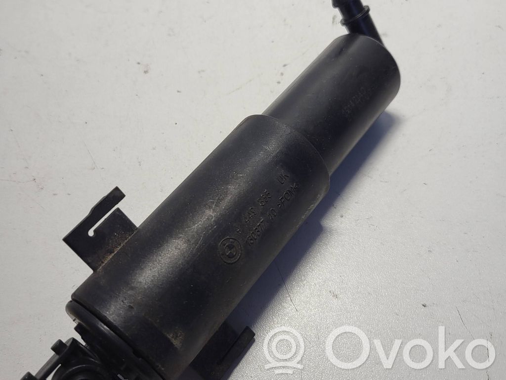 BMW 3 E90 E91 Headlight washer spray nozzle 