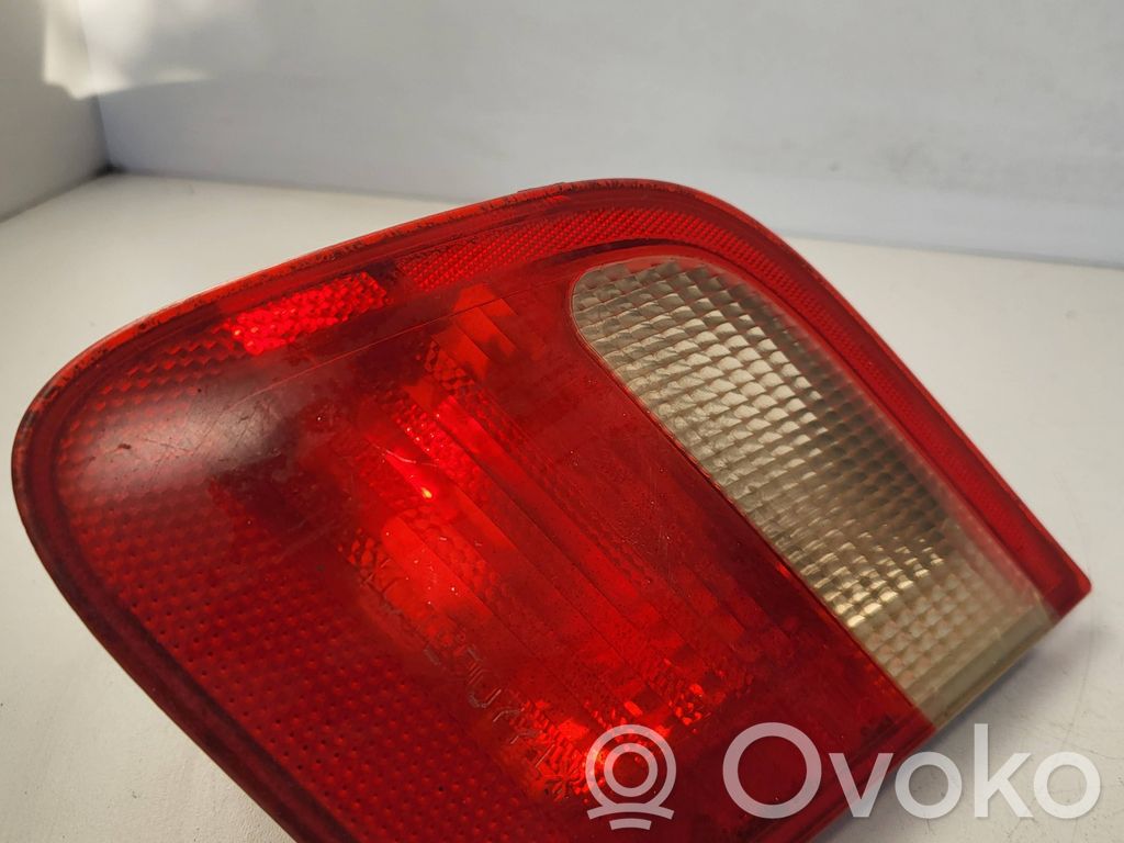 Rear/tail lights   8384924