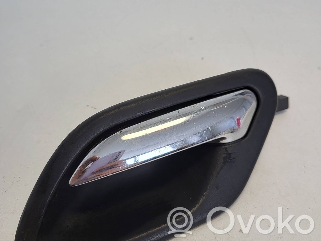 Front door interior handle   8125515