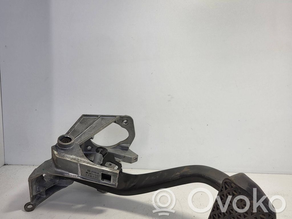 Brake pedal   35006751975