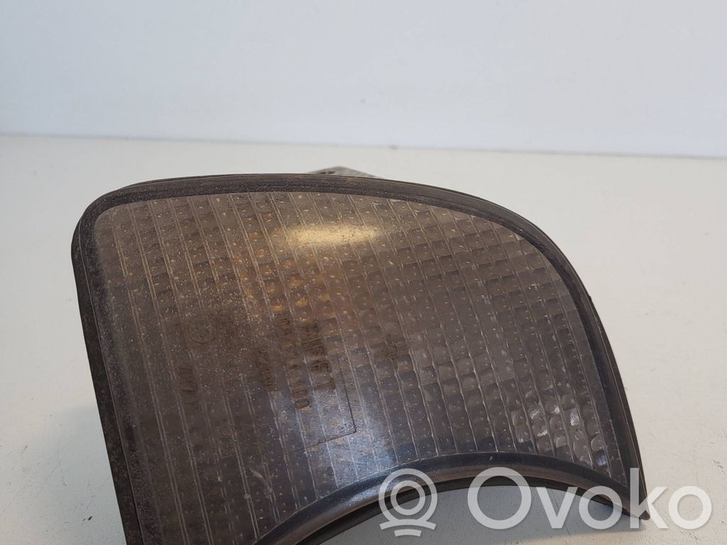 BMW 5 E34 Front indicator light 