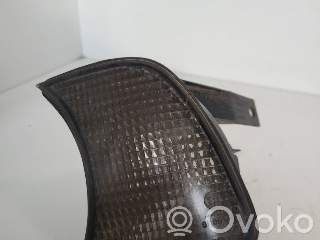 BMW 5 E34 Front indicator light 