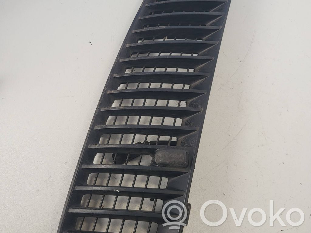 BMW X5 E53 Bonnet/hood grill 