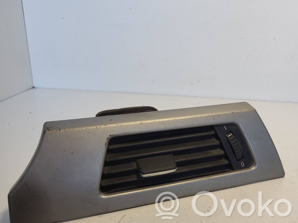 BMW 3 E90 E91 Sānu gaisa režģis 