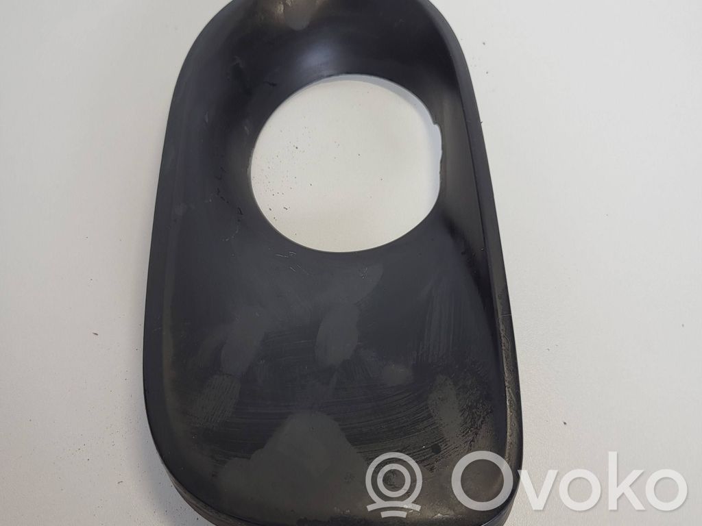 Etusumuvalon ritilä   51117111763
