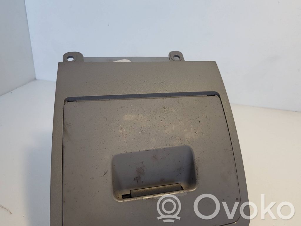 Boite à gants   585300105