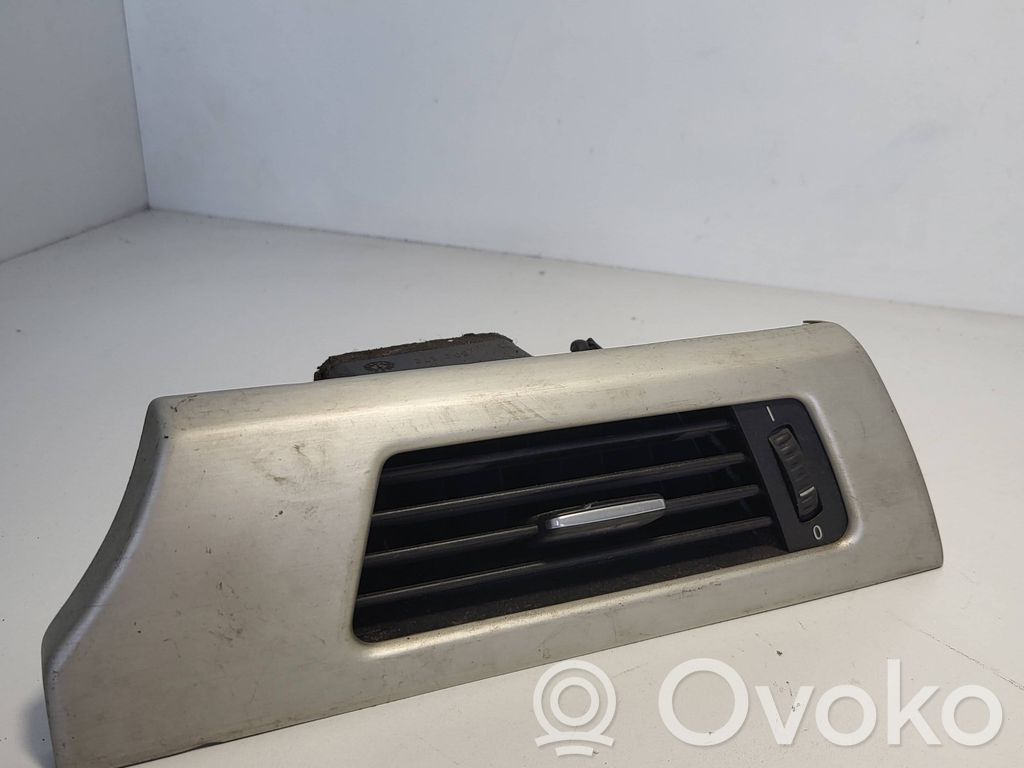 BMW 3 E90 E91 Sānu gaisa režģis 
