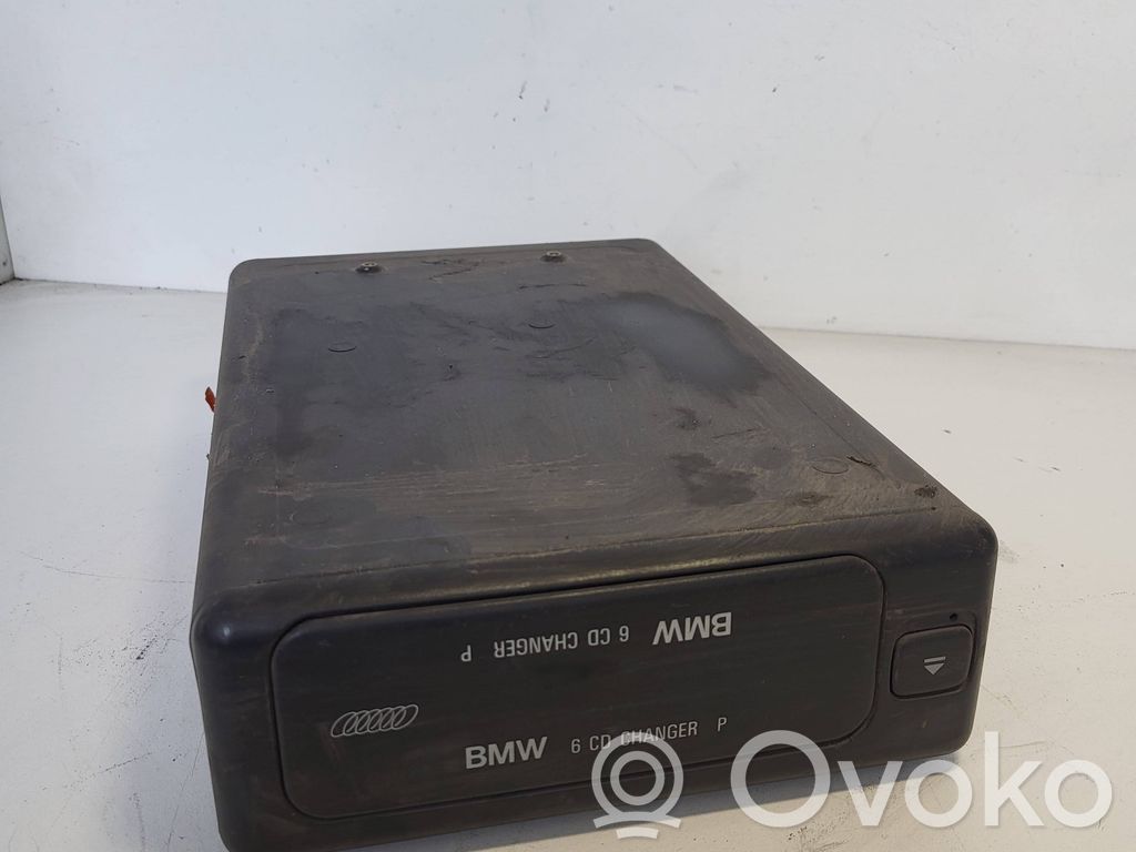 BMW 7 E38 CD/DVD changer 