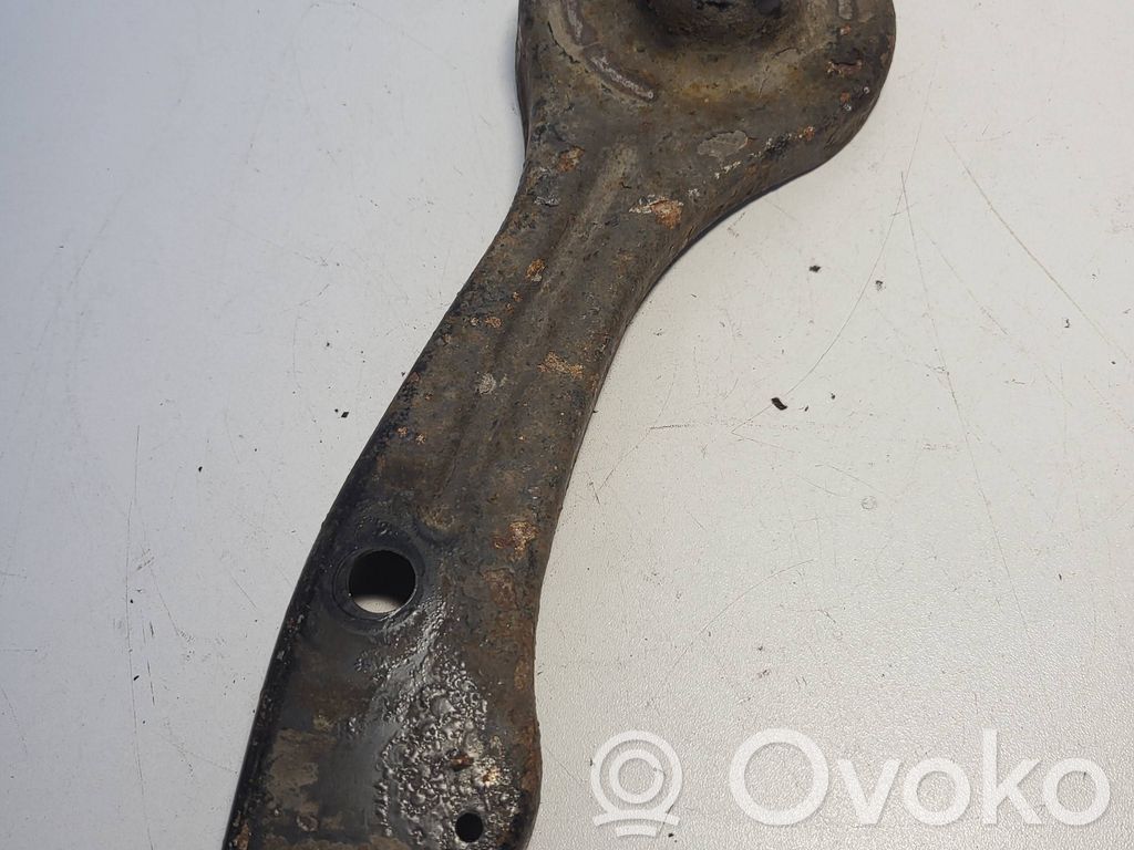 BMW 3 E90 E91 Cits aizmugures šasijas elements 
