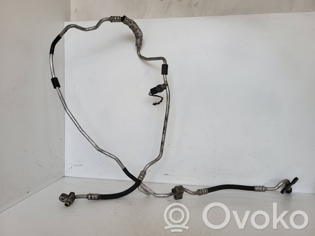 BMW 3 E90 E91 Air conditioning (A/C) pipe/hose 