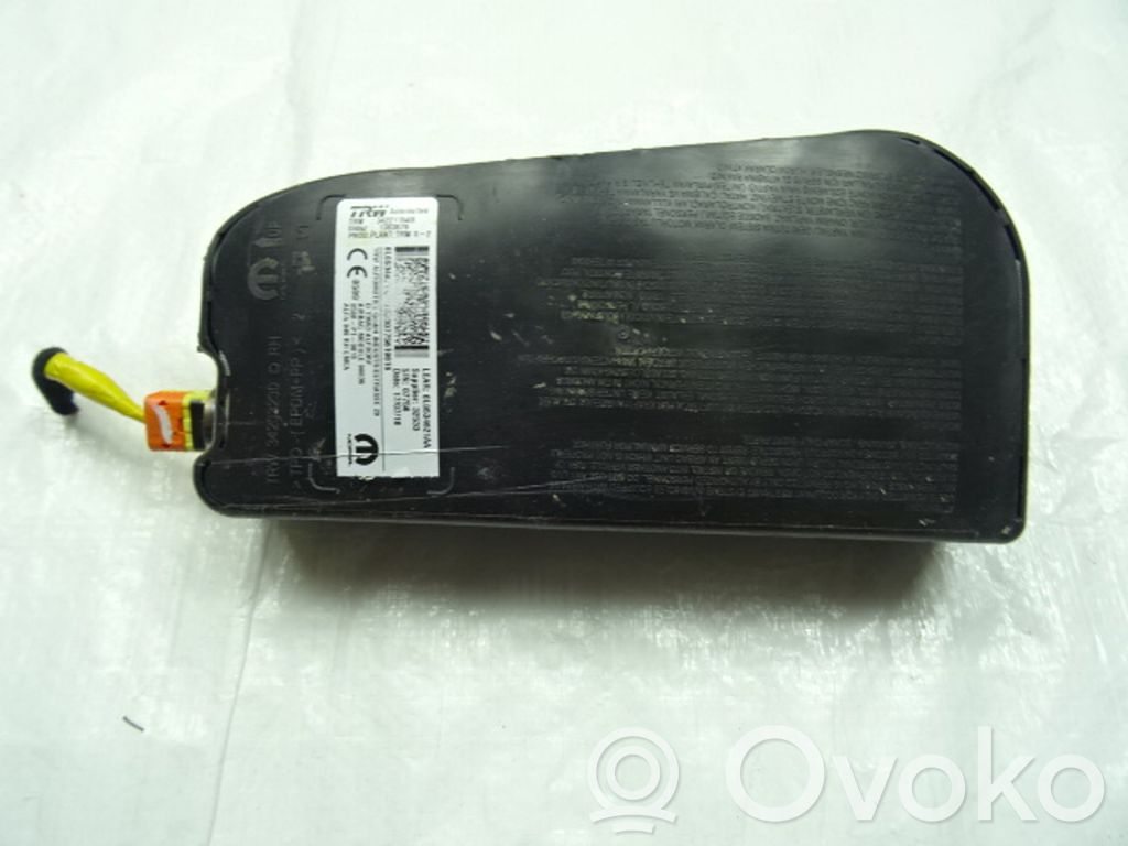 Fiat 500E Airbag scaun 