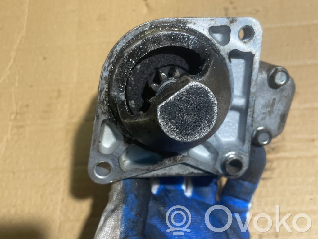 Fiat Punto (188) Rozrusznik 