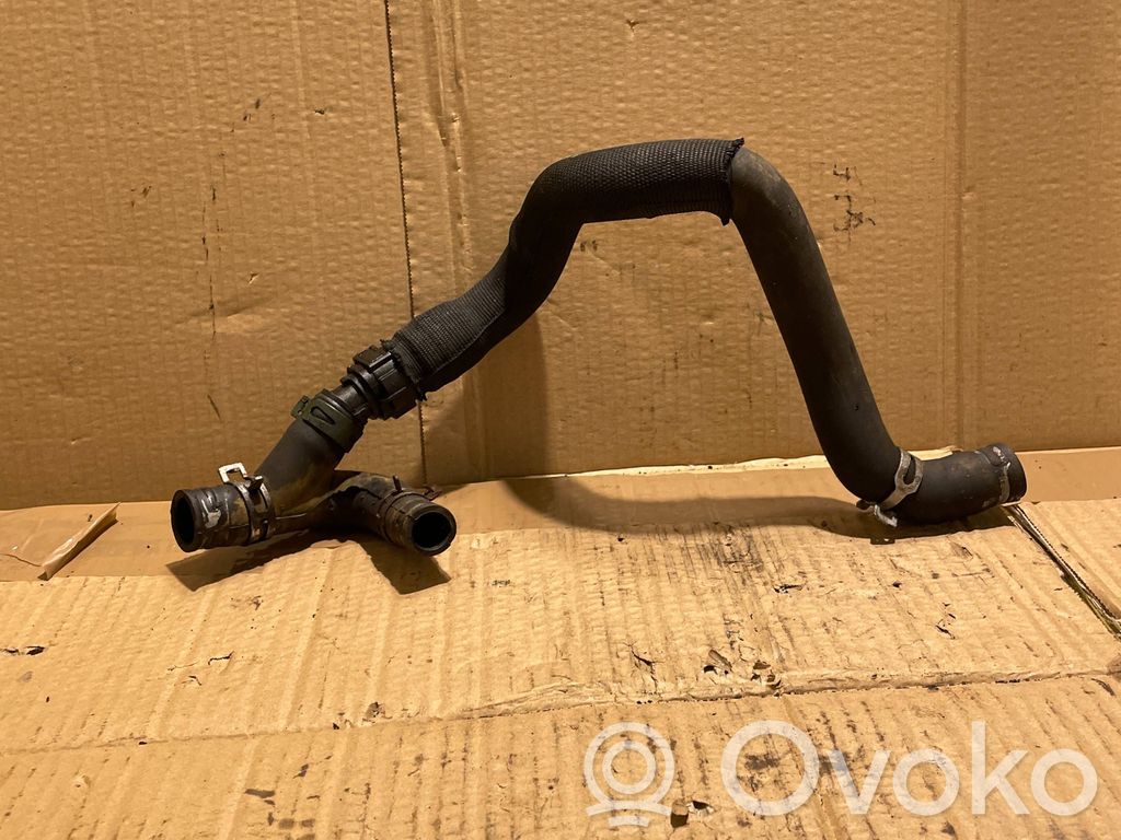 Engine coolant pipe/hose