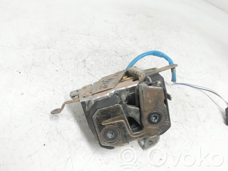 Volvo 940 Rear door lock 