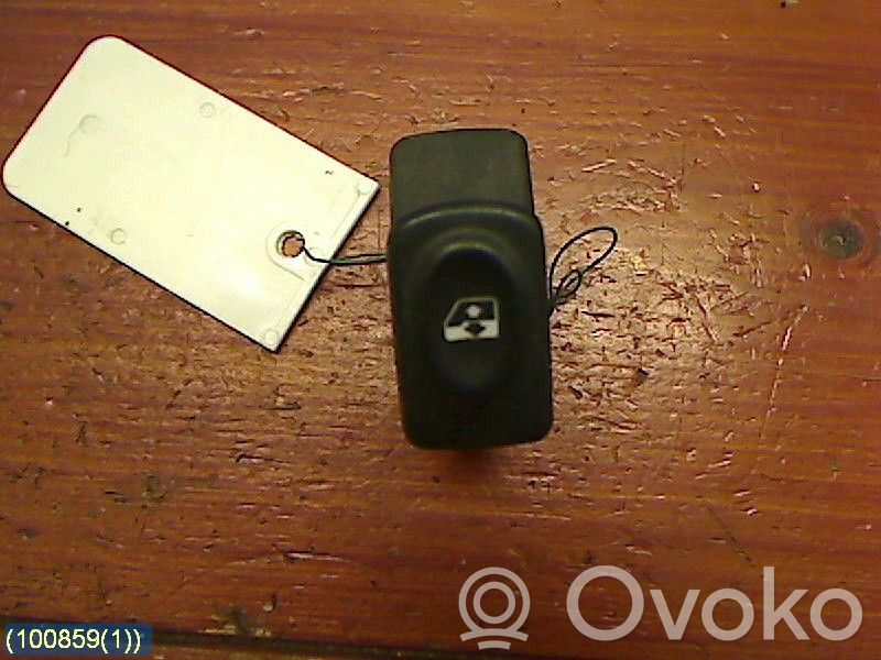 Electric window control switch   423998KDAV