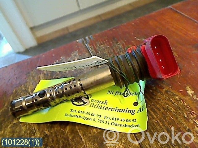 Audi A4 S4 B6 8E 8H Bobina di accensione ad alta tensione 