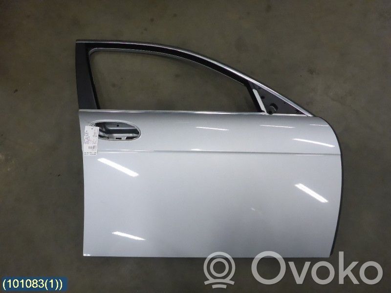 Drzwi przednie   41517202082