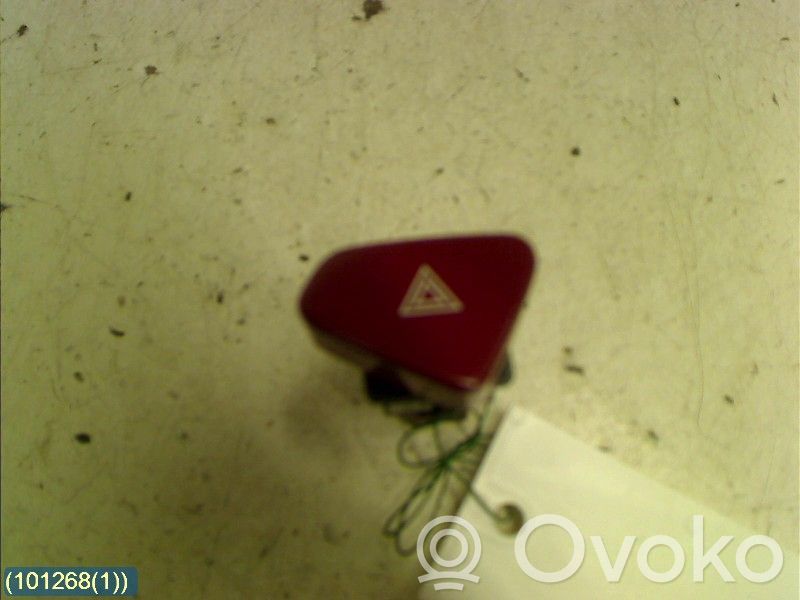 Peugeot 607 Hazard light switch 