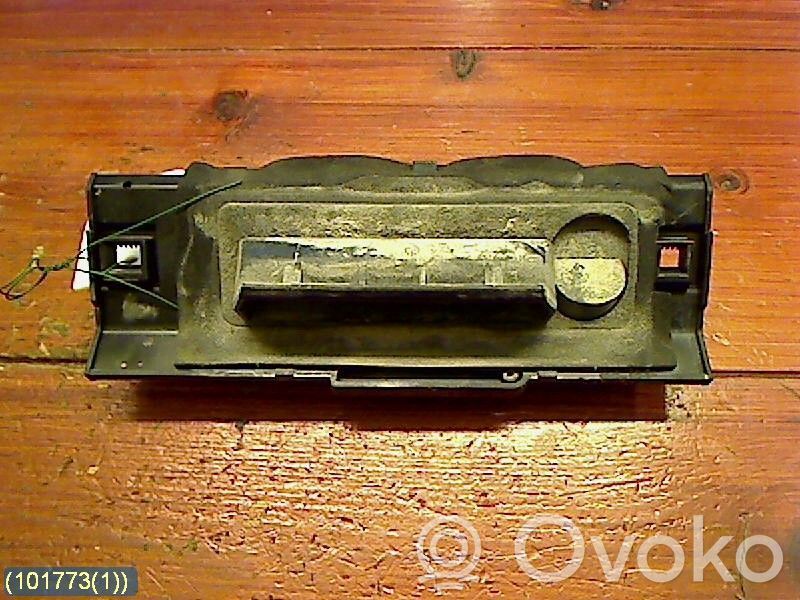 Peugeot 206 Tailgate/trunk/boot exterior handle 