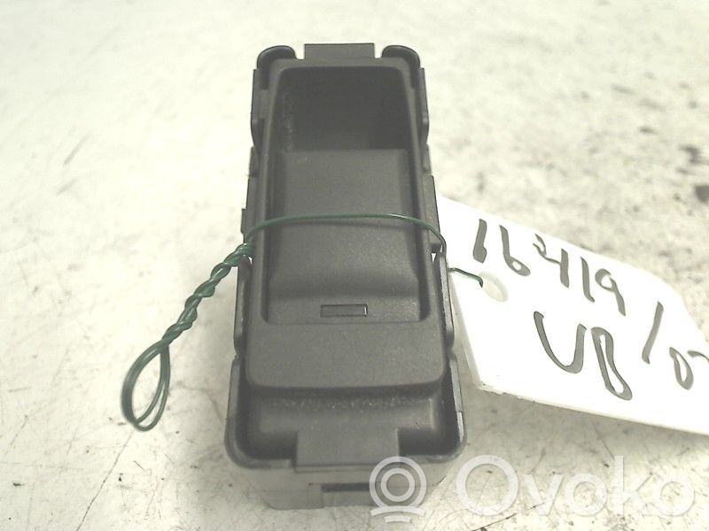 Electric window control switch   1507A,56040693ADA