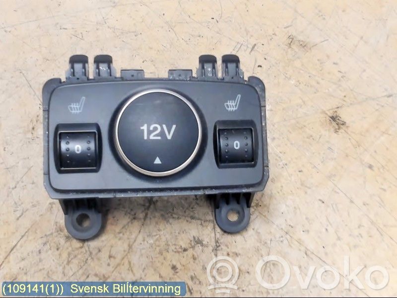 Ford Kuga II Comutator încălzire scaune 