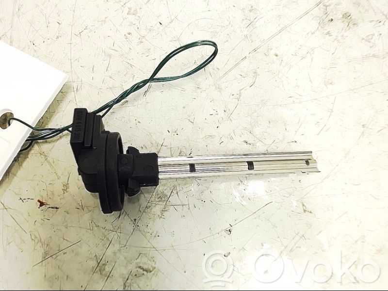 Interior temperature sensor   6915391
