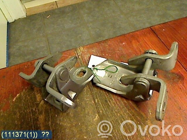 Rear door upper hinge