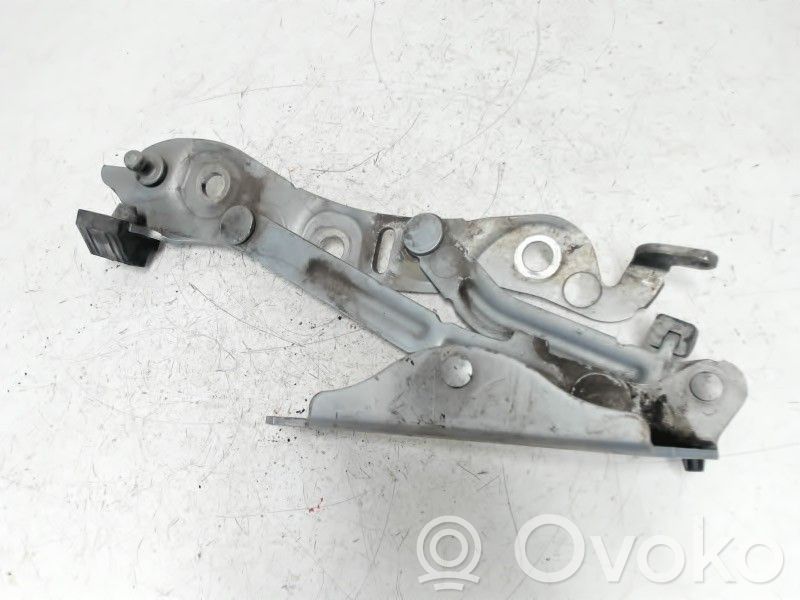 Volvo S60 Tailgate/trunk/boot hinge 