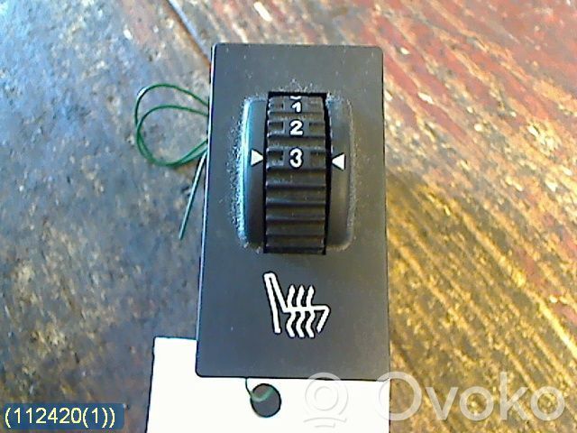 Seat heating switch   96500377XT