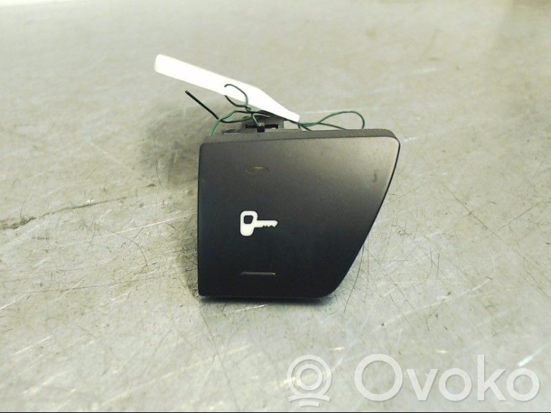 Peugeot 307 Central locking switch button 
