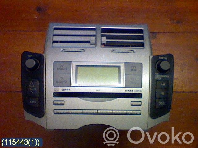 Toyota Yaris Panel / Radioodtwarzacz CD/DVD/GPS 