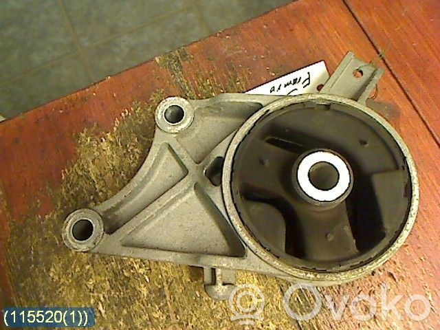 Engine mounting bracket   V04633