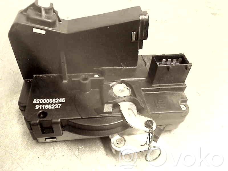 Renault Trafic II (X83) Serratura portiera anteriore 