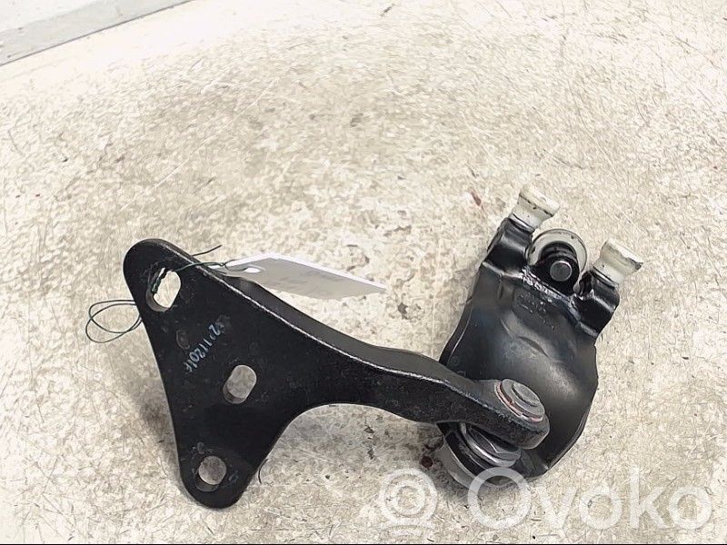 Sliding door upper roller guide/hinge   1946909