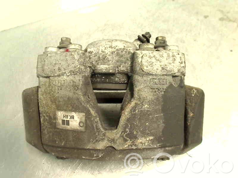 Etujarrusatula   8K0615124H,TRW