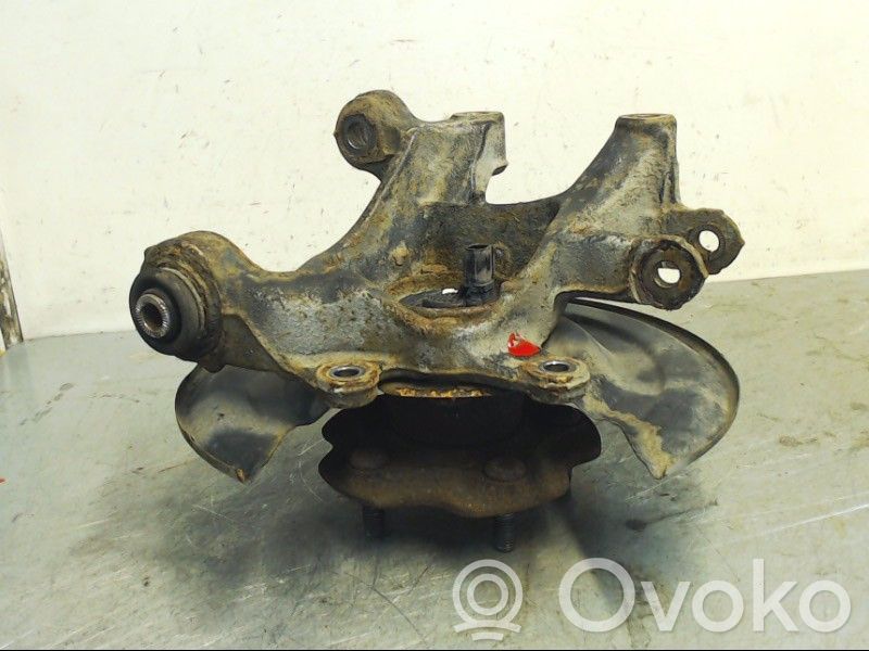 Toyota Auris E180 Cubo de rueda delantera 