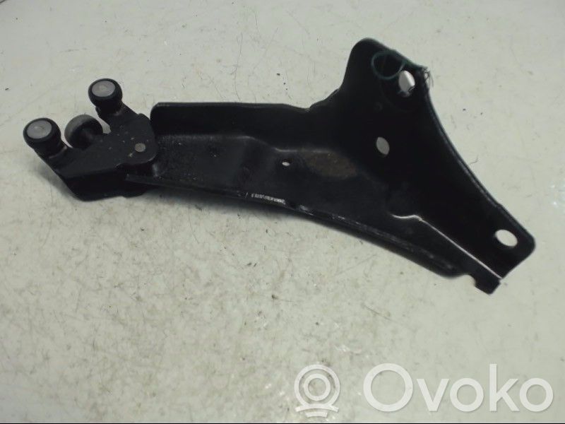 Citroen Berlingo Sliding door upper roller guide/hinge 