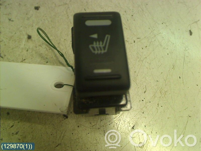 Nissan Note (E11) Interruptor de calefacción del asiento 