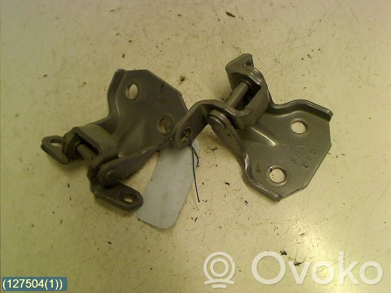 Front door upper hinge