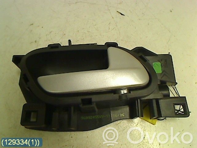 Manecilla interna puerta delantera   9144A4