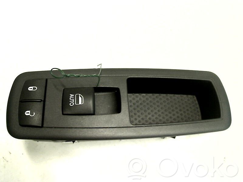 Fiat Freemont Interruptor del elevalunas eléctrico 