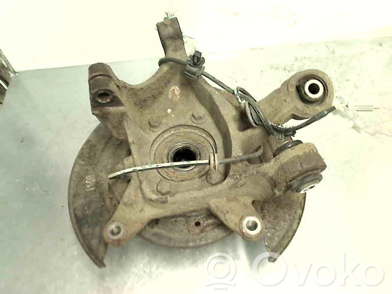 Subaru Outback Cubo de rueda delantera 