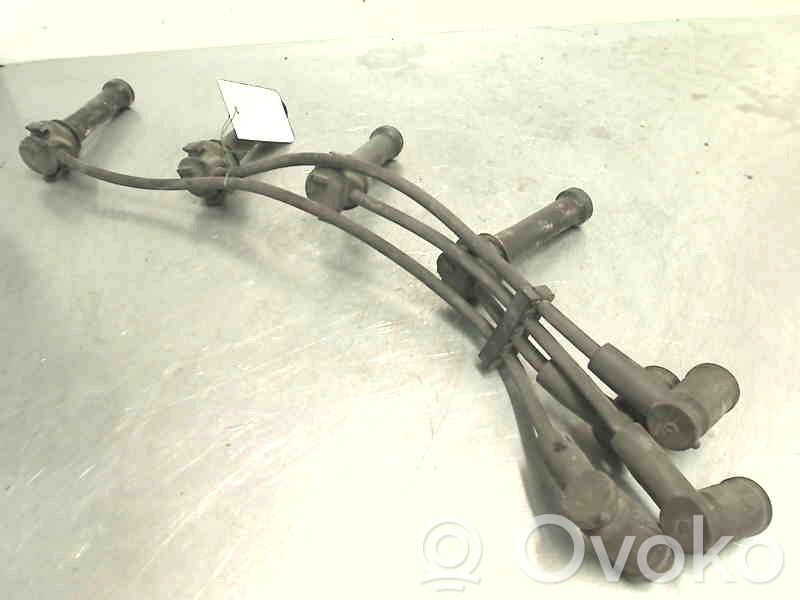 Sytytystulpan johdot   L81318140B