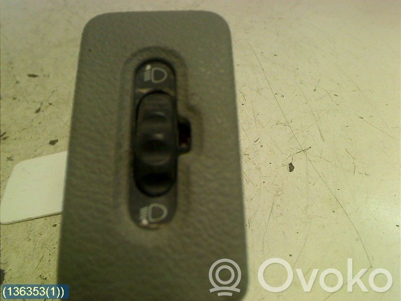 Renault Master II Panel lighting control switch 