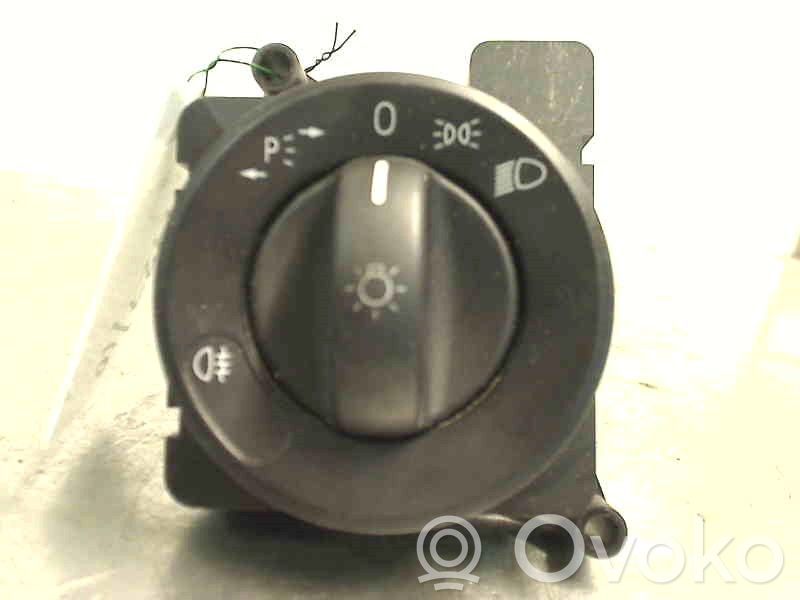 Volkswagen Crafter Light switch 
