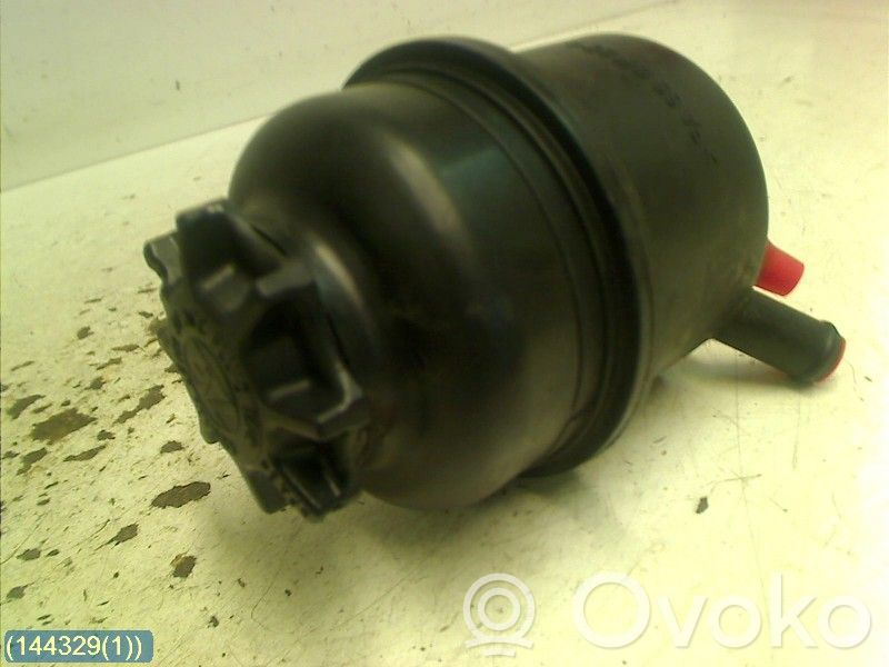 Saab 9-5 Ohjaustehostimen nestesäiliö 