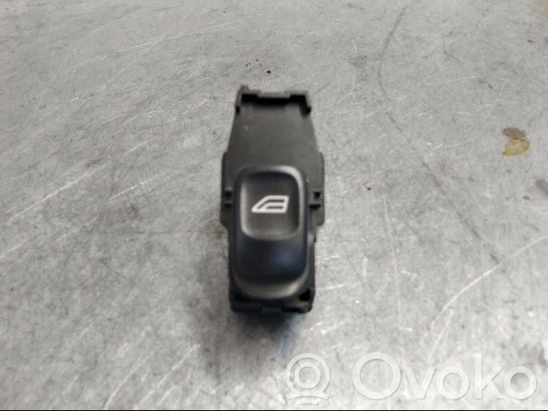 Electric window control switch   30658696,03120700LK,30658696