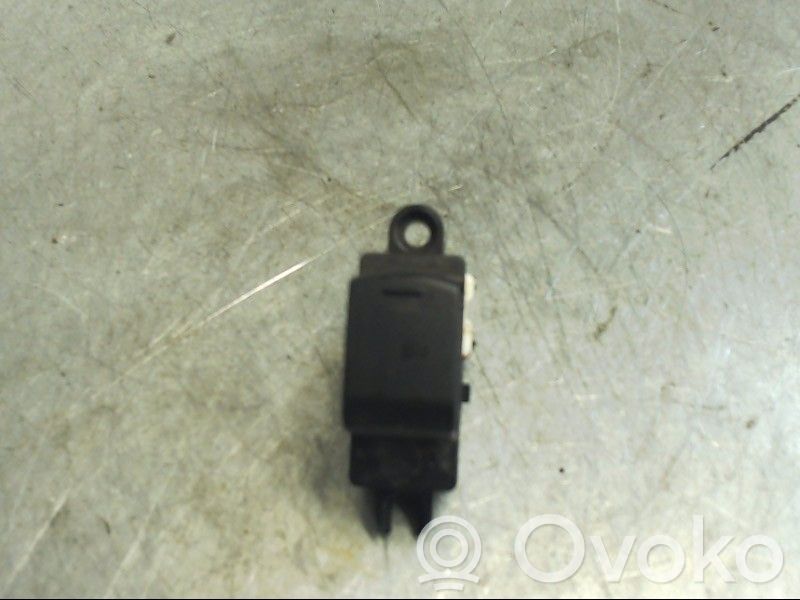 Subaru Legacy Electric window control switch 
