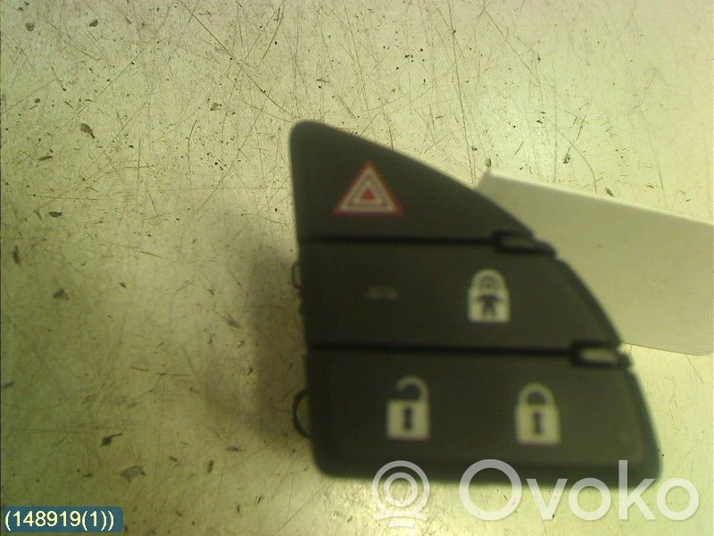 Saab 9-5 Hazard light switch 