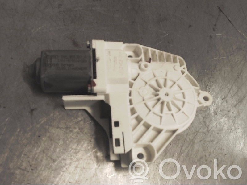 Audi A4 S4 B8 8K Motorino alzacristalli della portiera posteriore 
